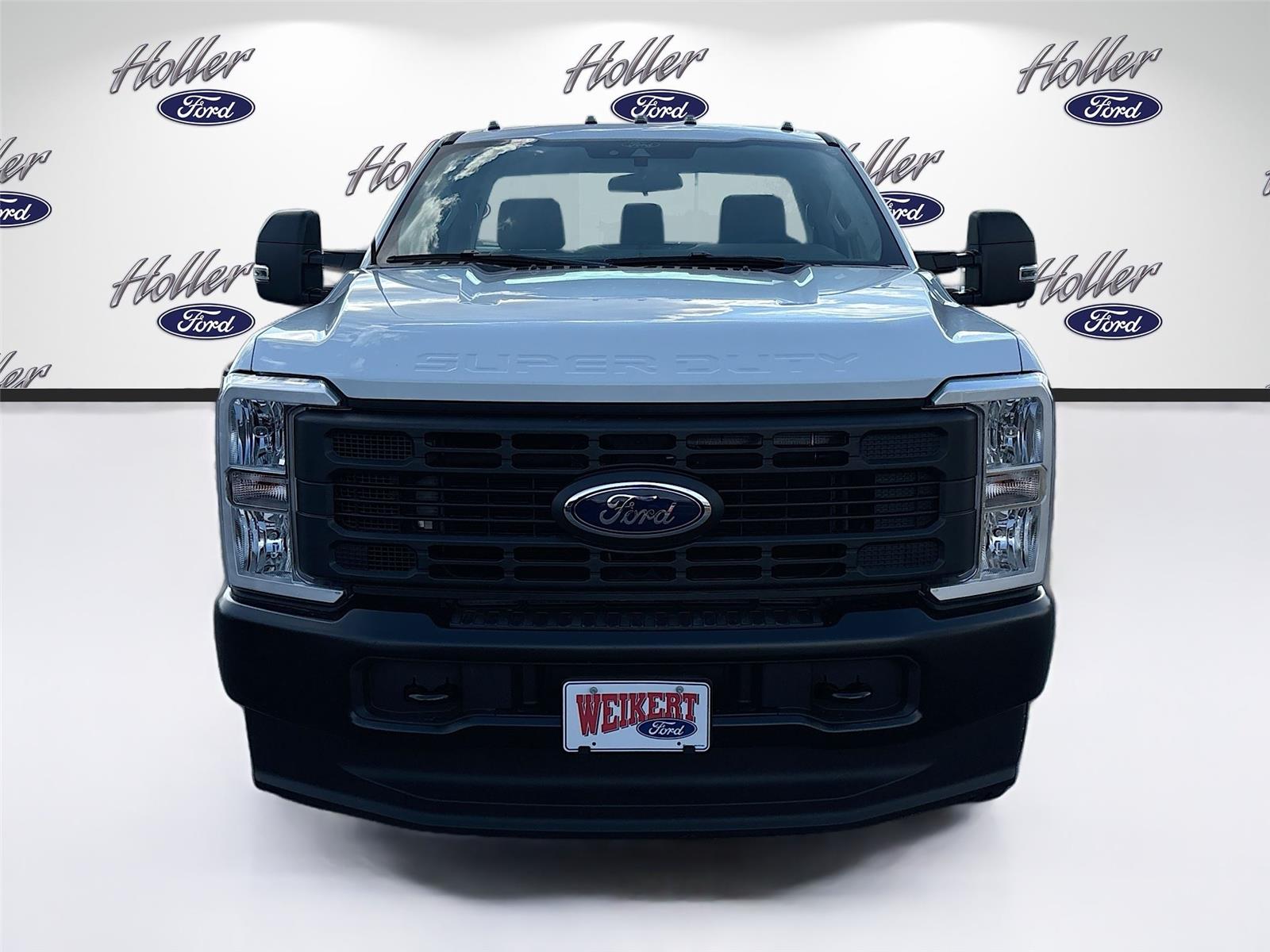 2026 Ford Super Duty F-350 DRW XL