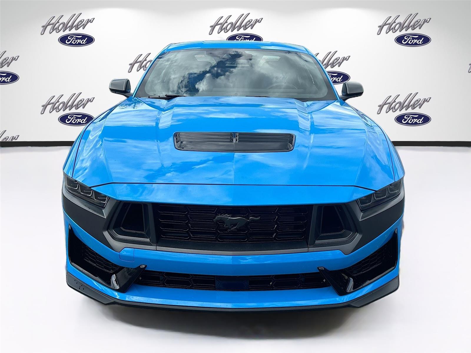 2025 Ford Mustang Dark Horse