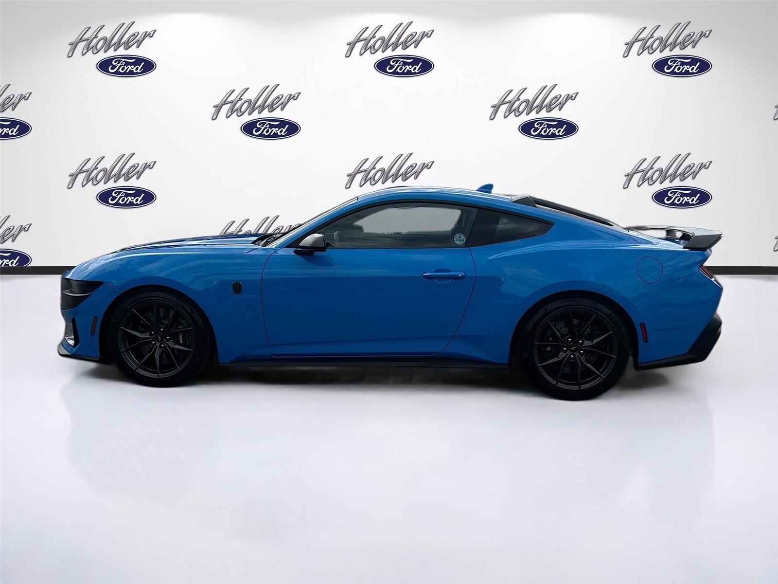 2025 Ford Mustang Dark Horse