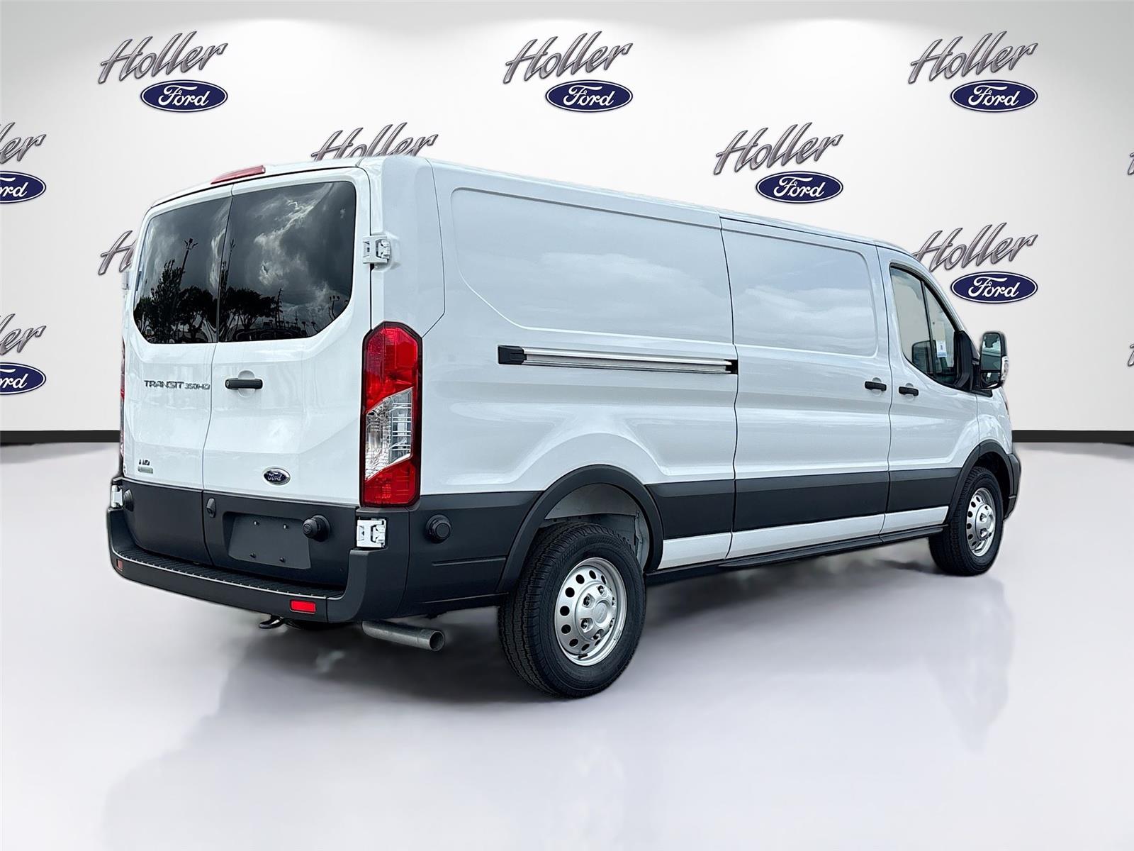 2025 Ford Transit Cargo Van