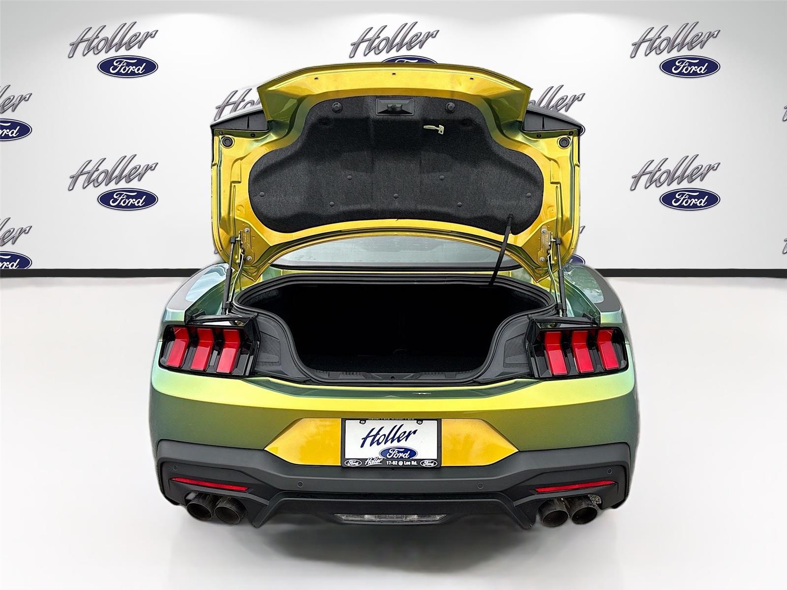 2025 Ford Mustang GT Premium RTR Spec 3