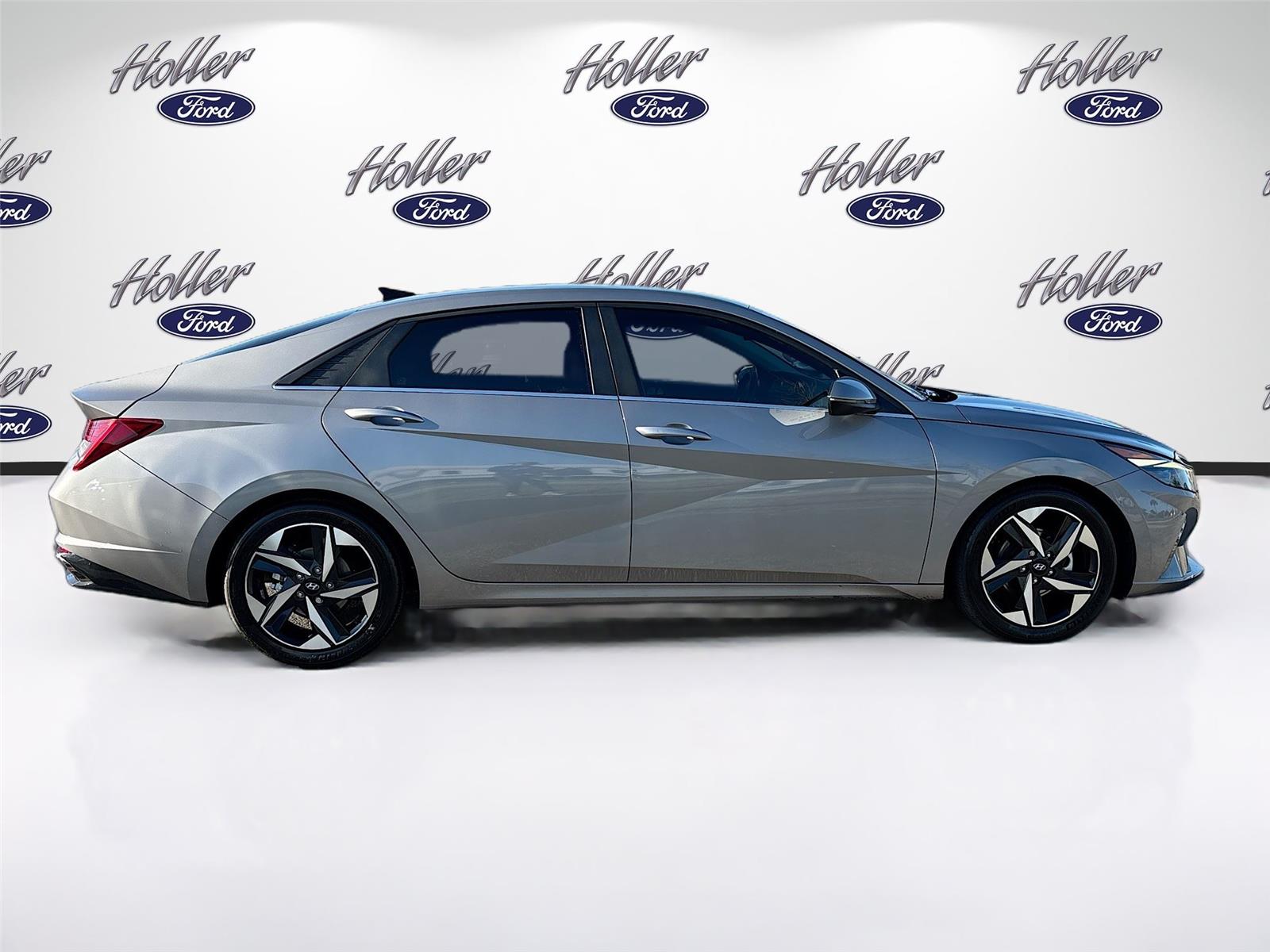 2022 Hyundai Elantra Limited