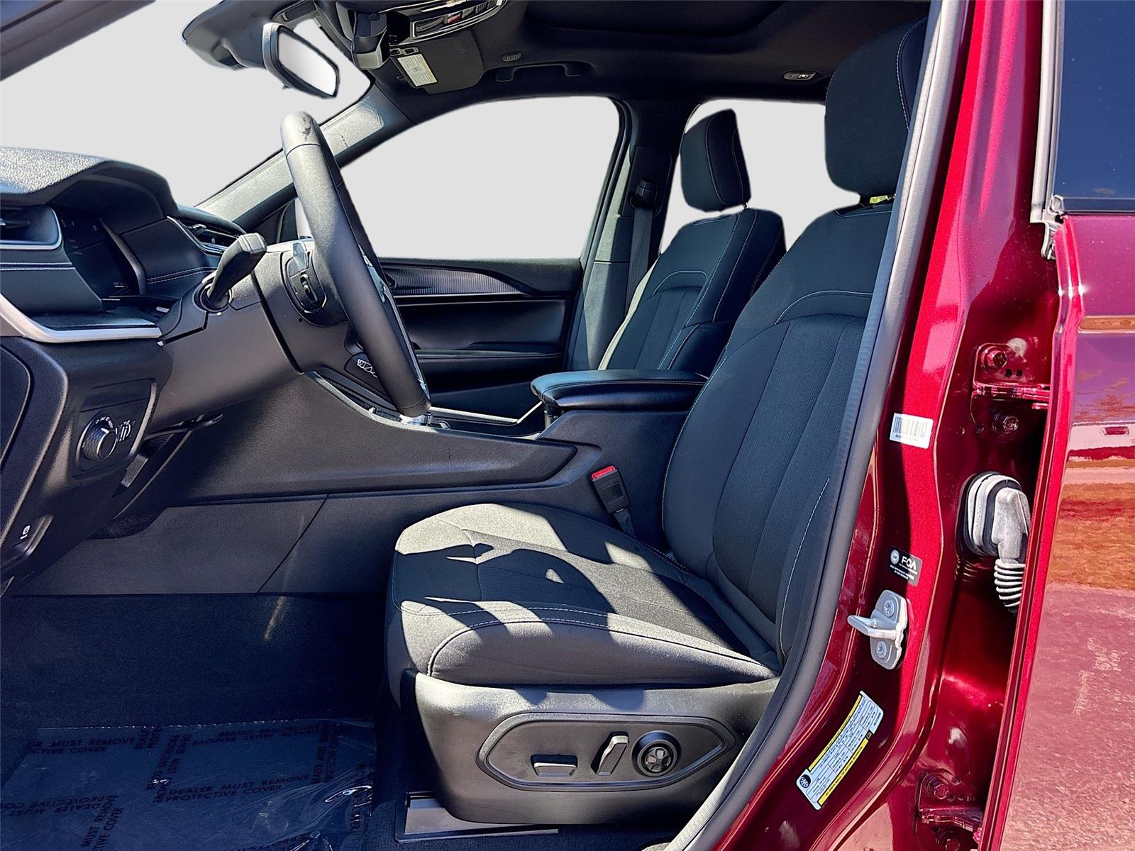 2024 Jeep Grand Cherokee Laredo X