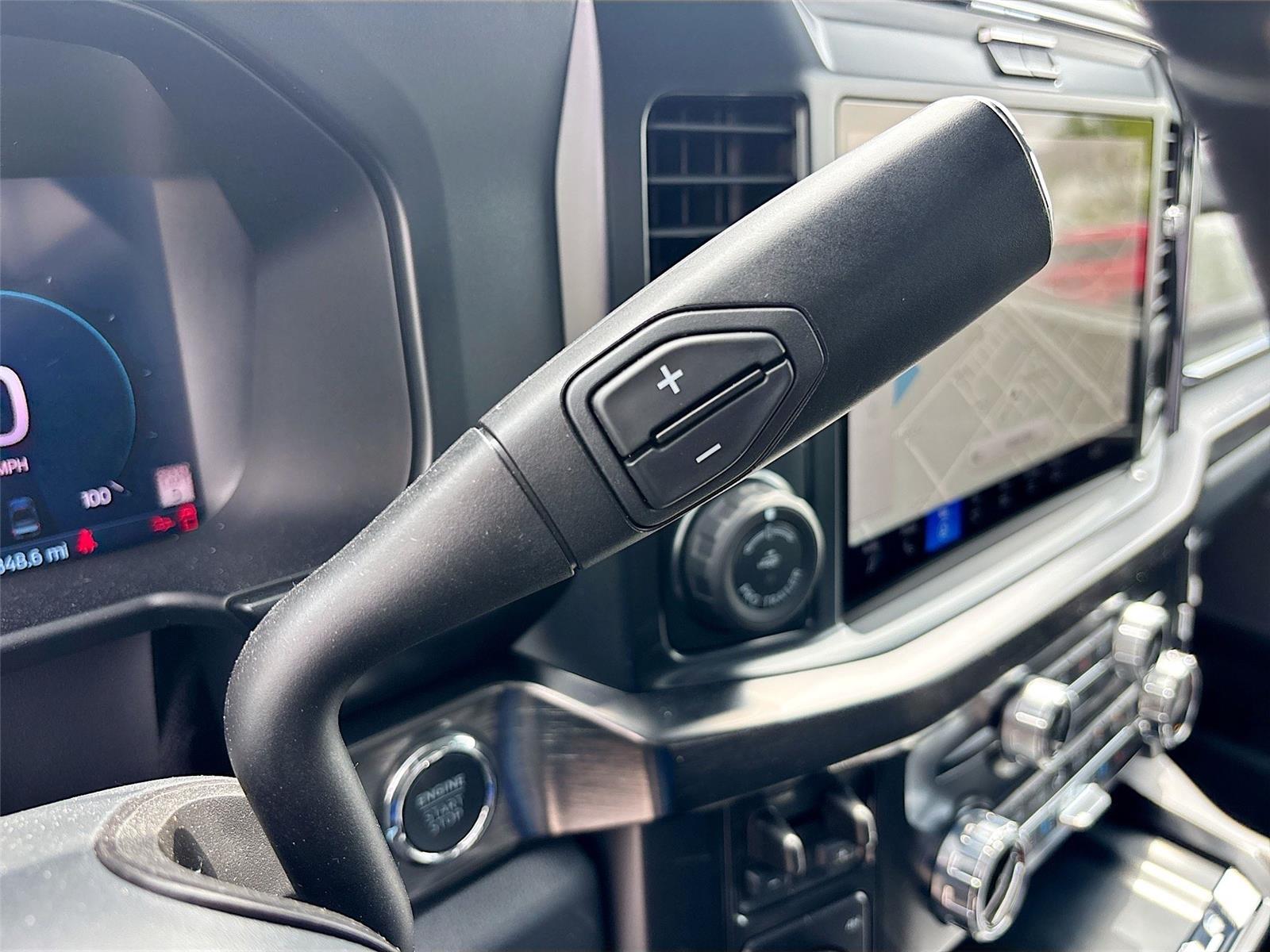 2026 Ford Super Duty F-350 DRW LARIAT