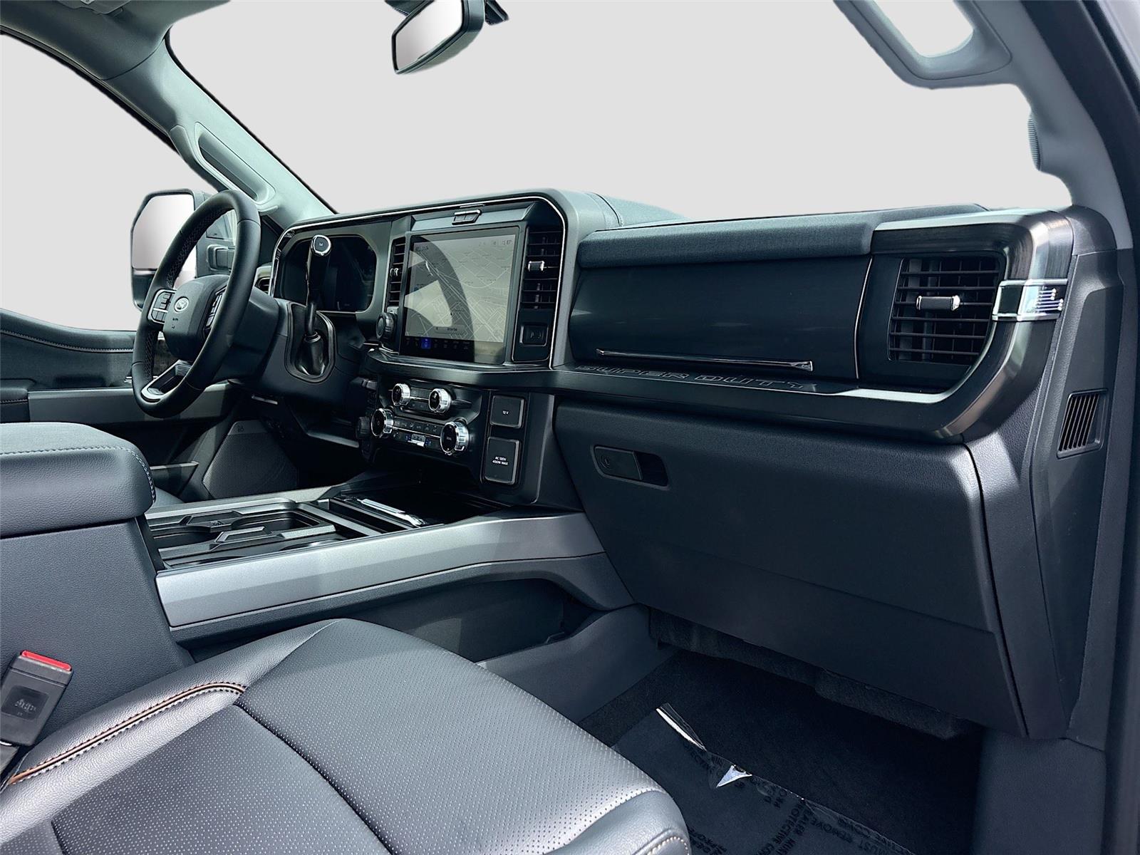 2026 Ford Super Duty F-350 DRW LARIAT