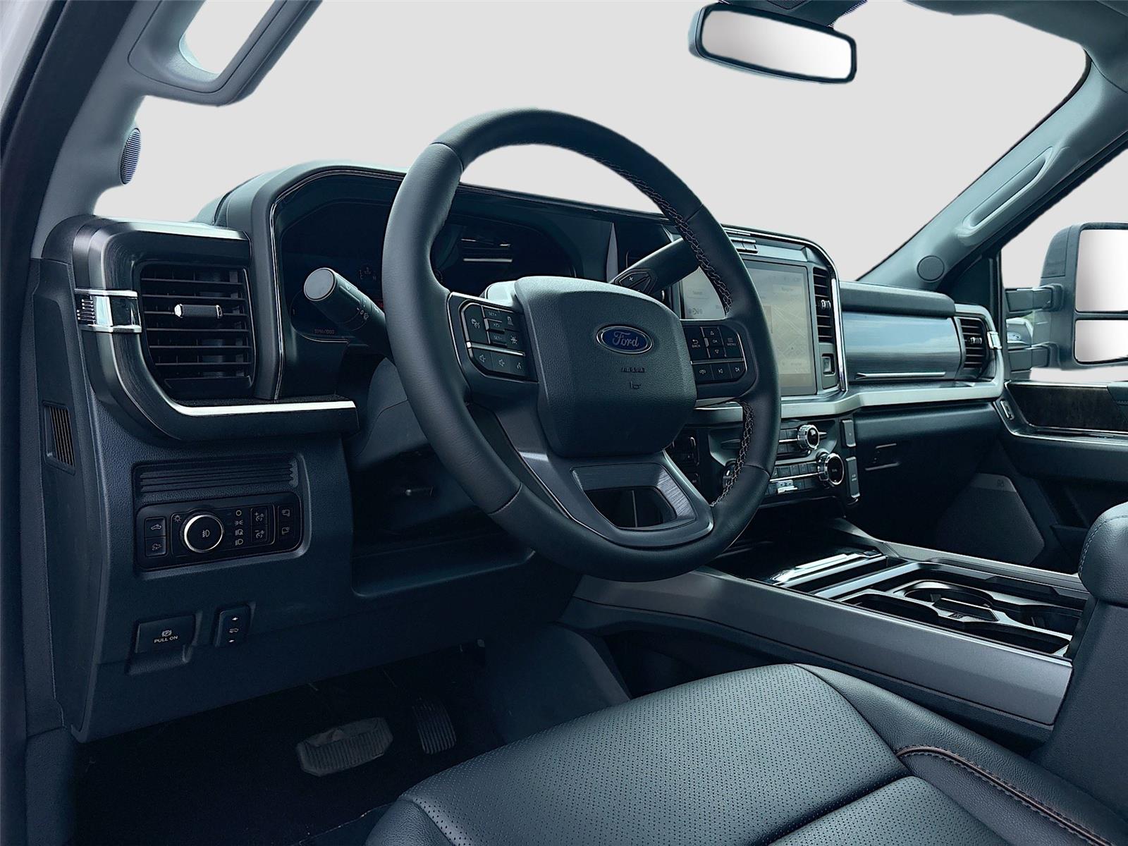 2026 Ford Super Duty F-350 DRW LARIAT