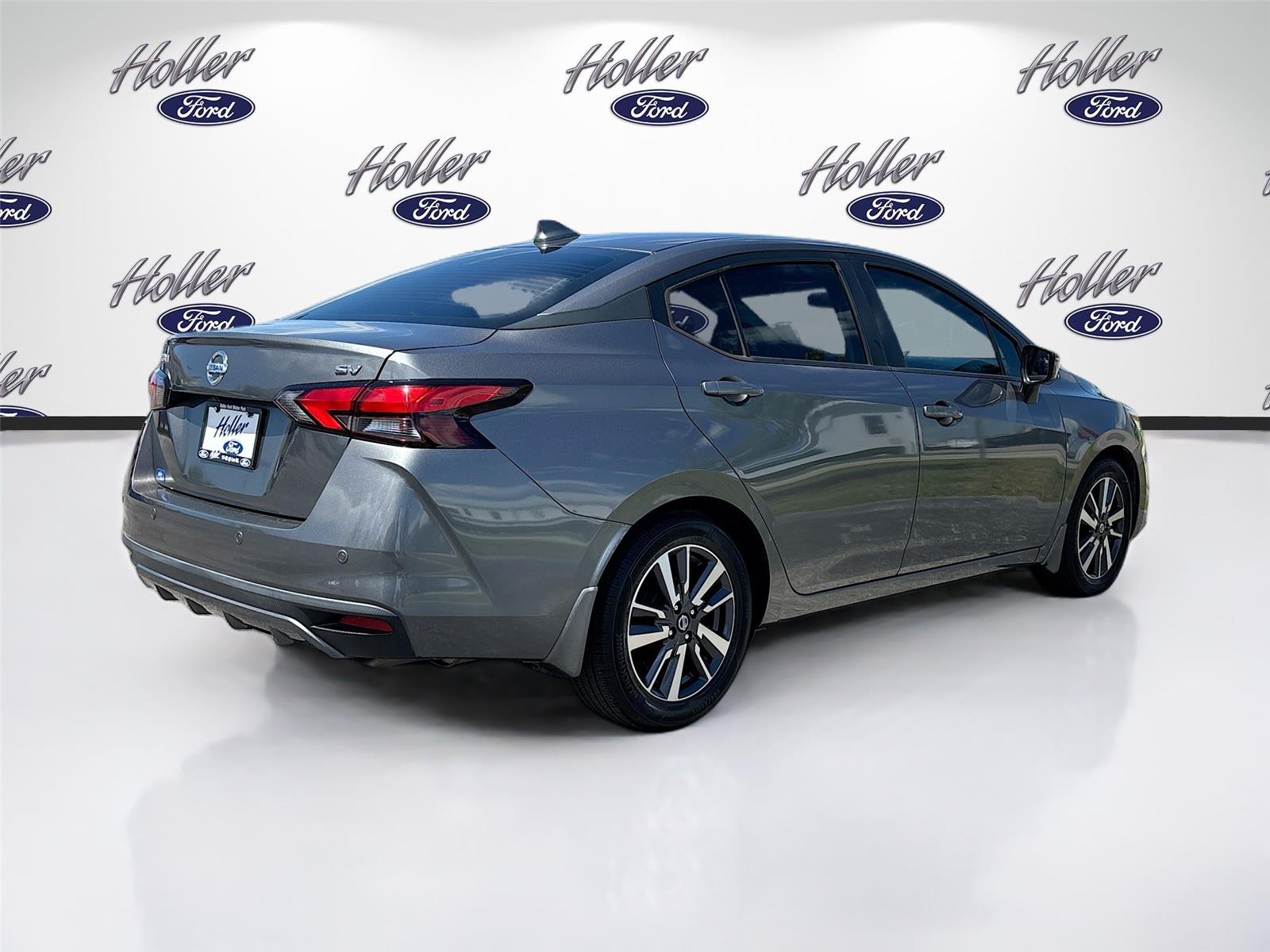 2020 Nissan Versa SV