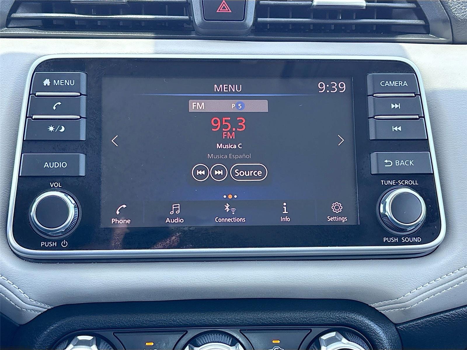 2020 Nissan Versa SV