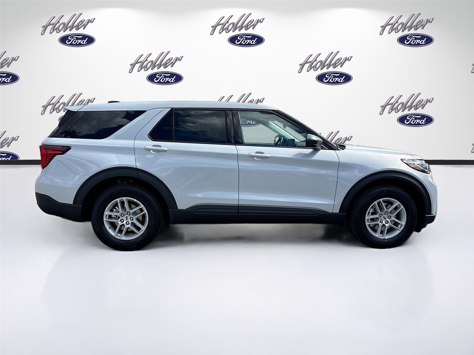 2026 Ford Explorer Active w/100A Pkg
