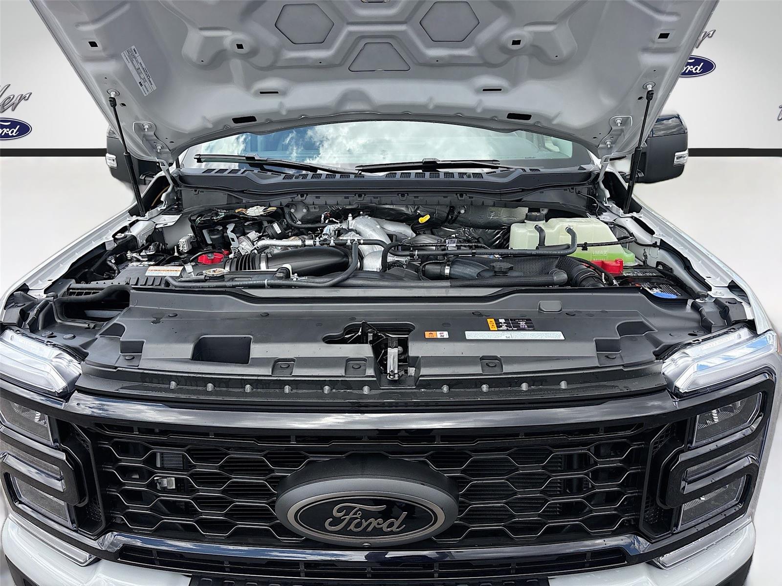 2026 Ford Super Duty F-250 SRW LARIAT