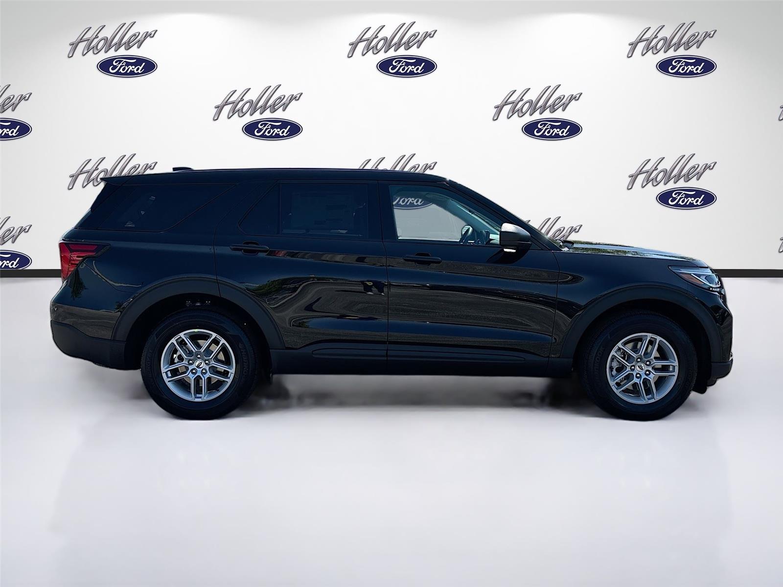 2026 Ford Explorer Active w/100A Pkg