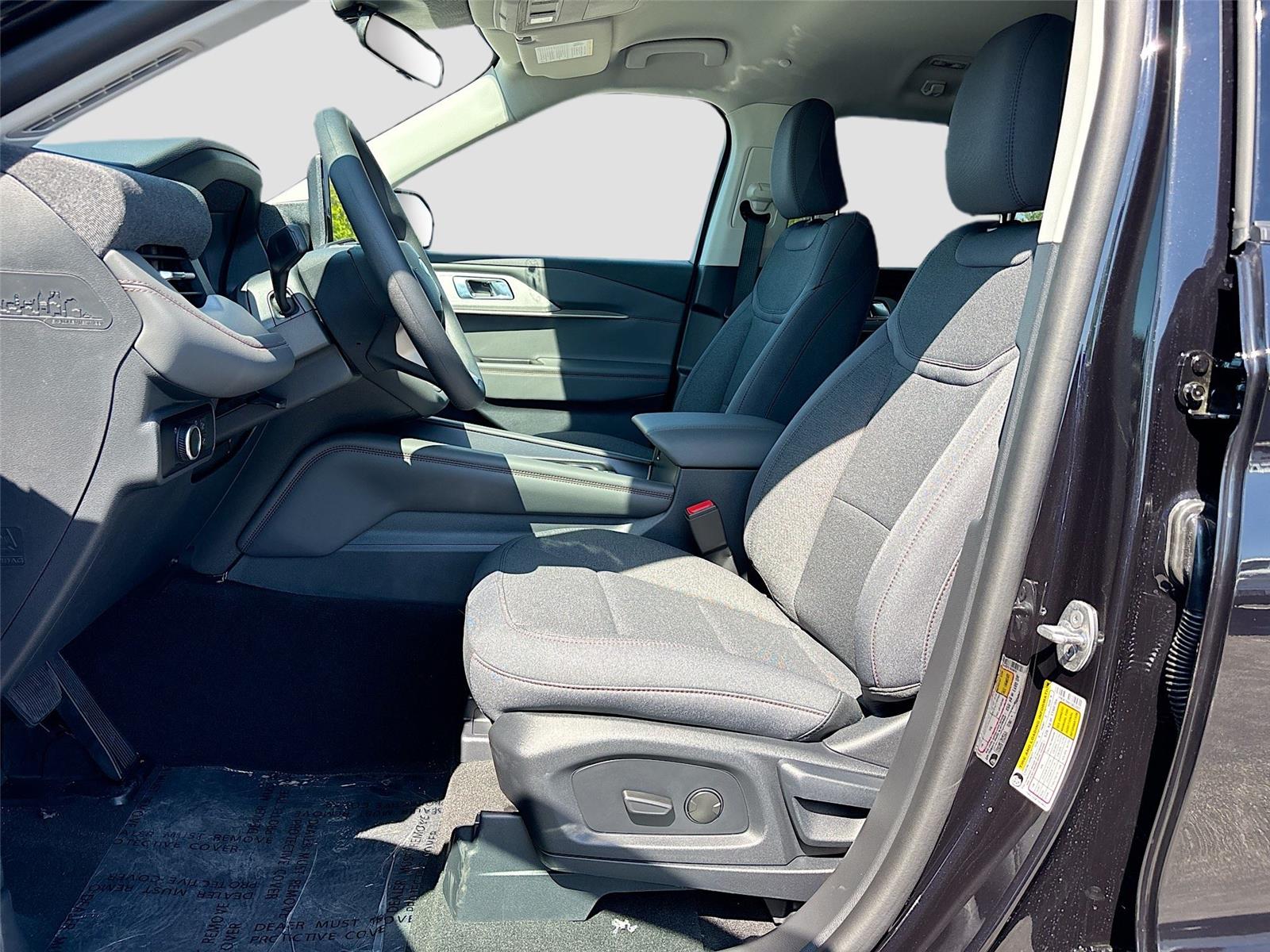 2026 Ford Explorer Active w/100A Pkg