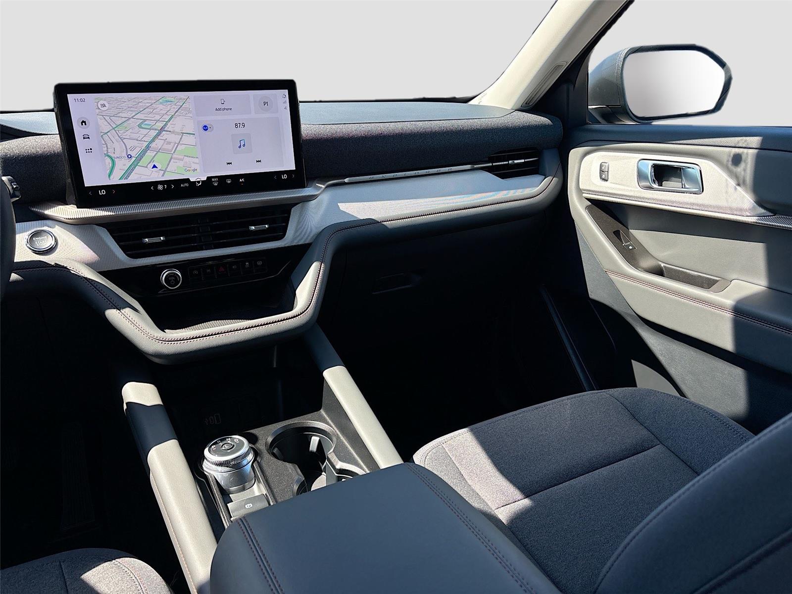 2026 Ford Explorer Active w/100A Pkg