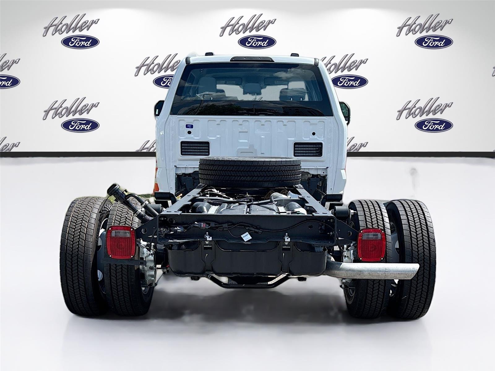 2026 Ford Super Duty F-550 DRW XL