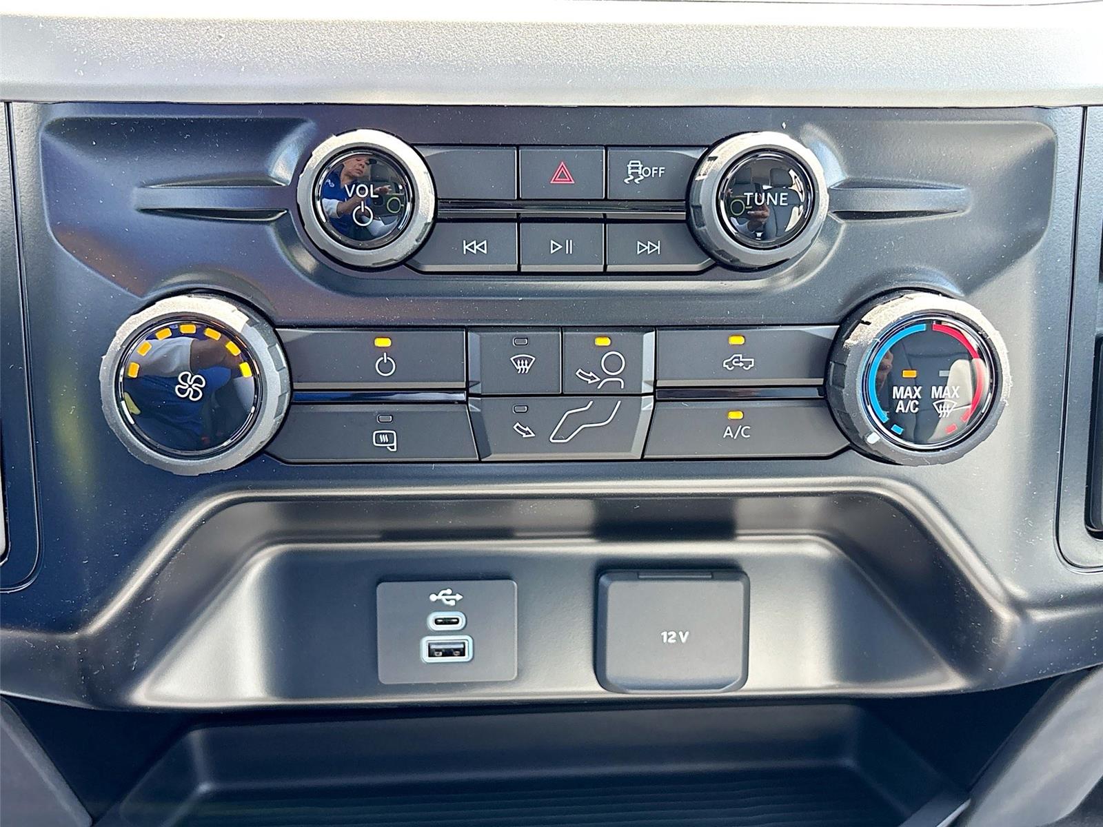 2026 Ford Super Duty F-550 DRW XL