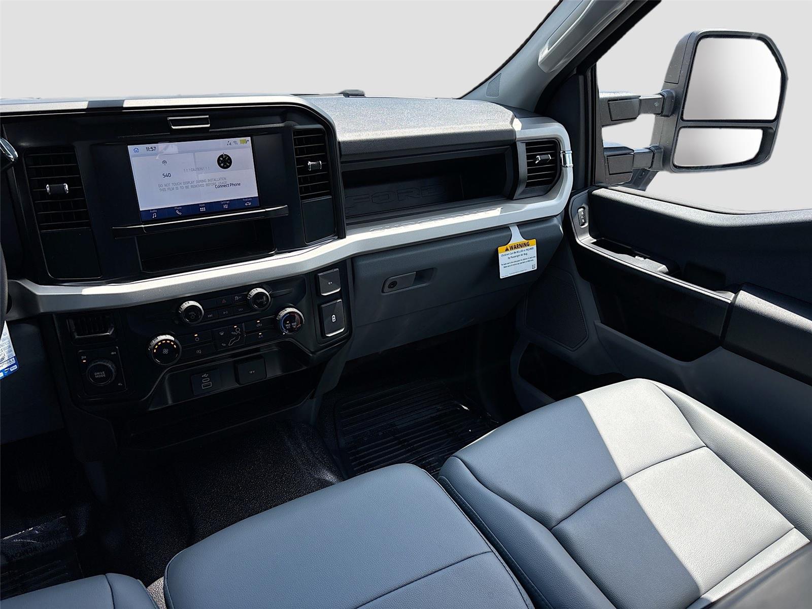 2026 Ford Super Duty F-550 DRW XL