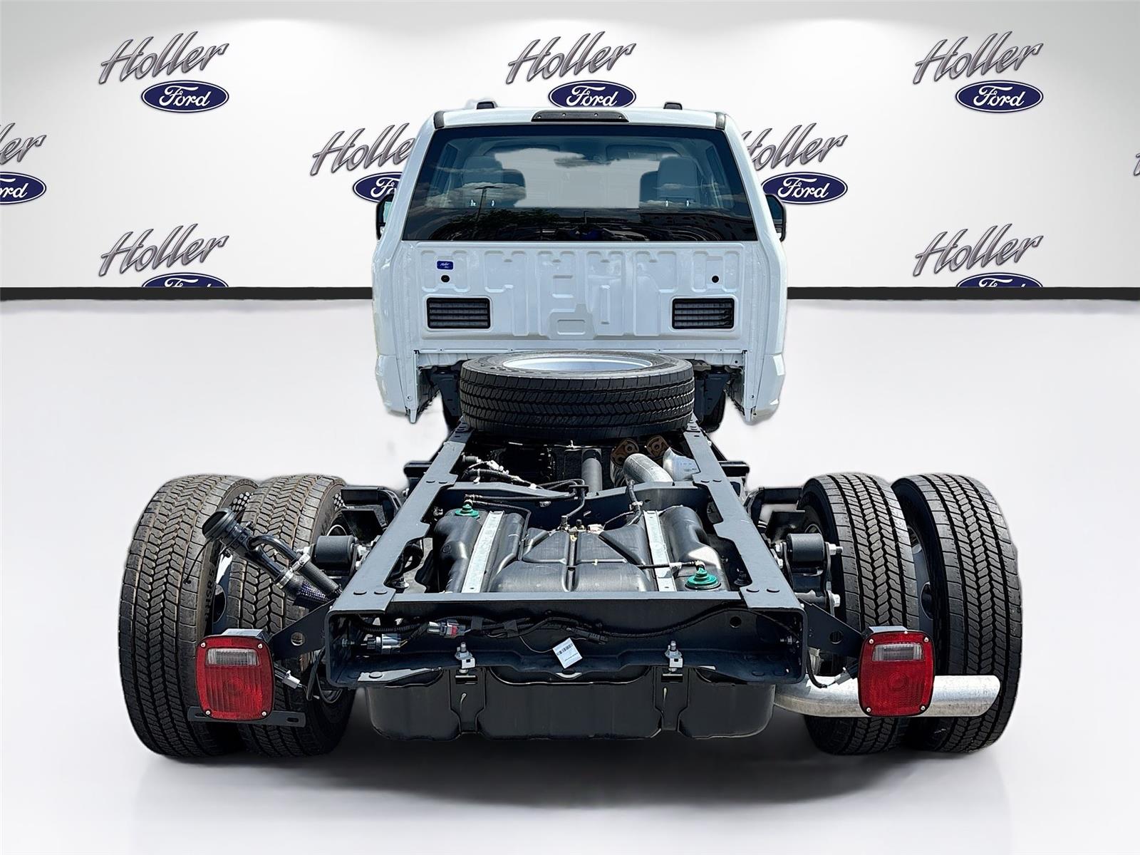 2026 Ford Super Duty F-550 DRW XL