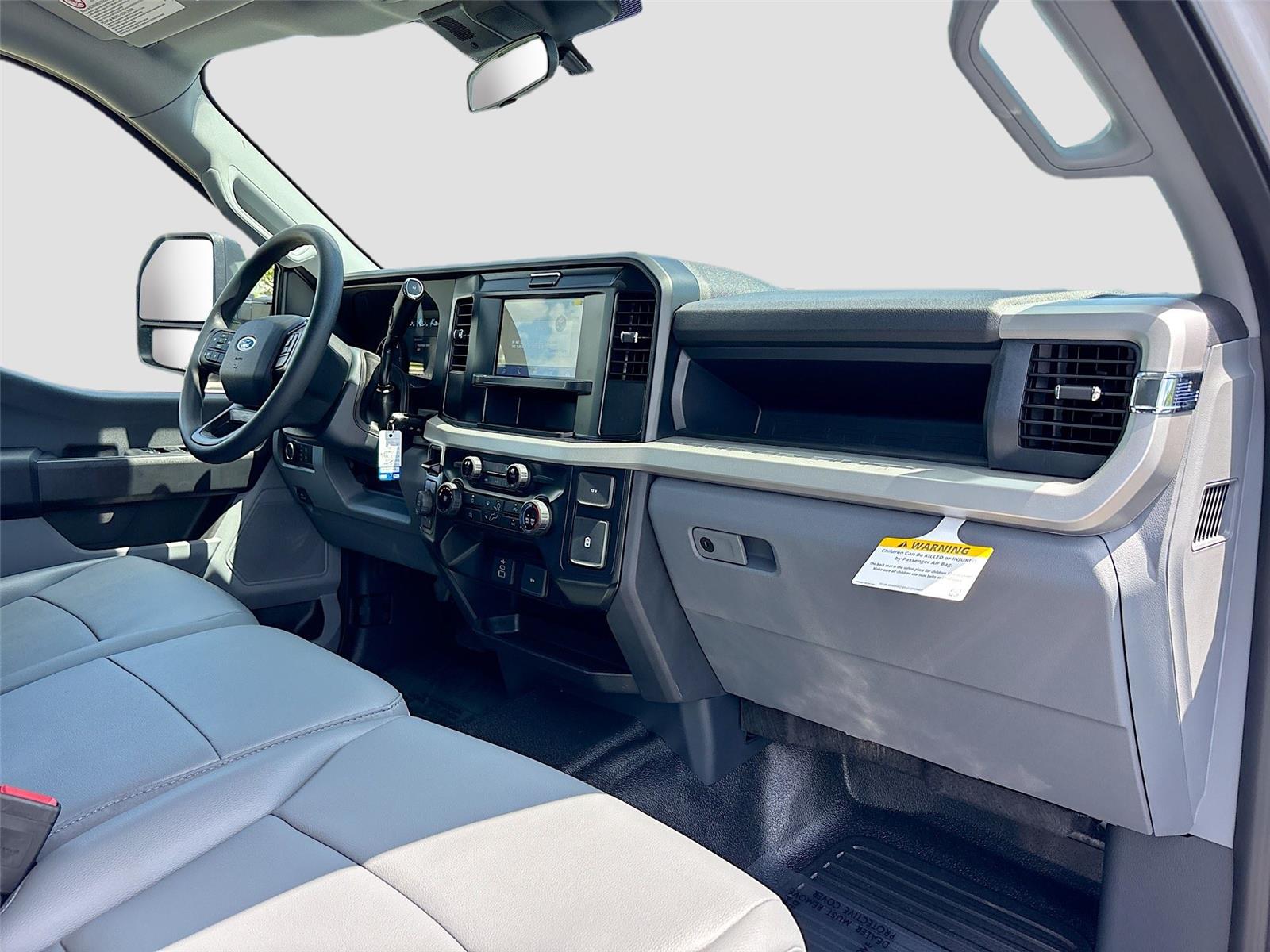 2026 Ford Super Duty F-550 DRW XL