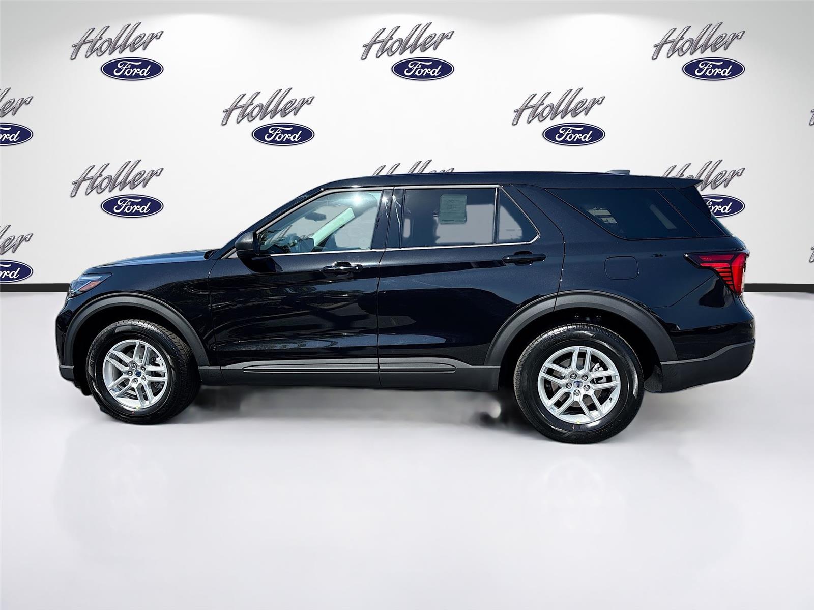 2026 Ford Explorer Active w/100A Pkg