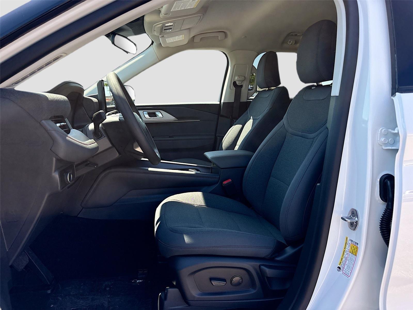 2026 Ford Explorer Active w/100A Pkg