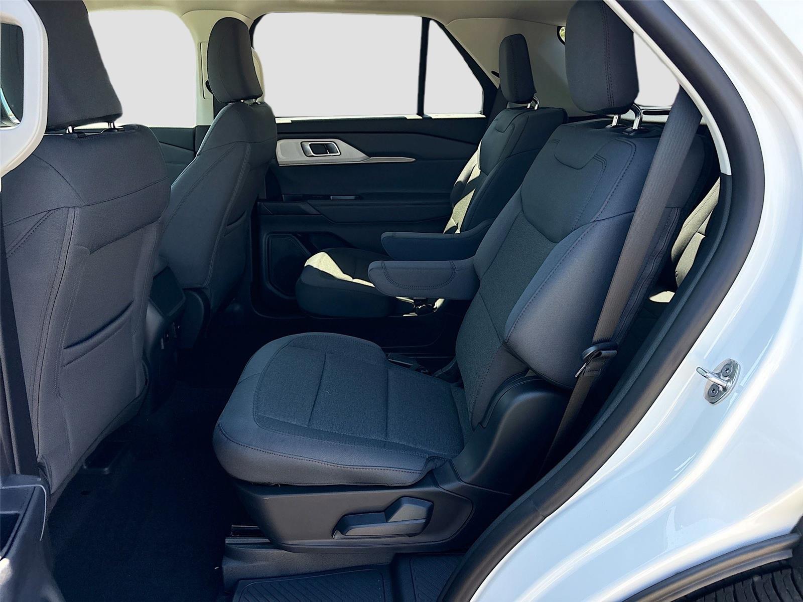 2026 Ford Explorer Active w/100A Pkg