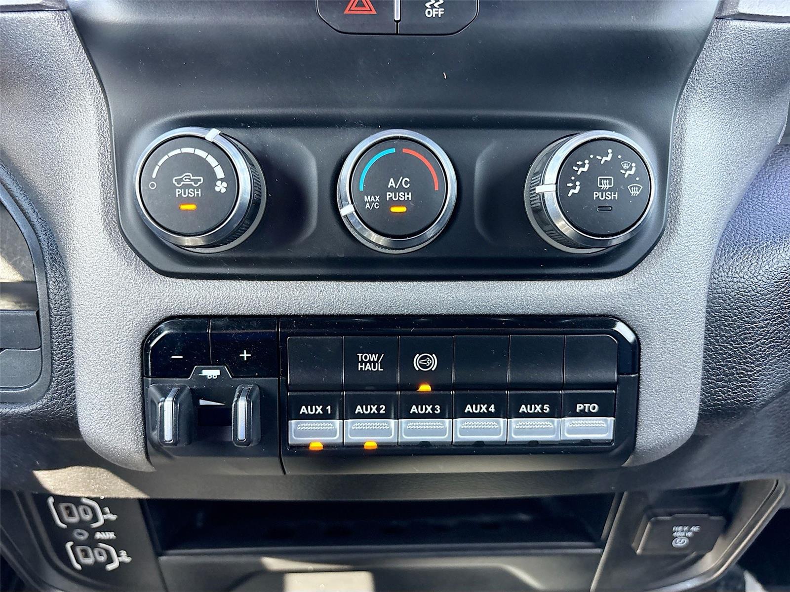 2024 Ram 3500 Chassis Cab Tradesman