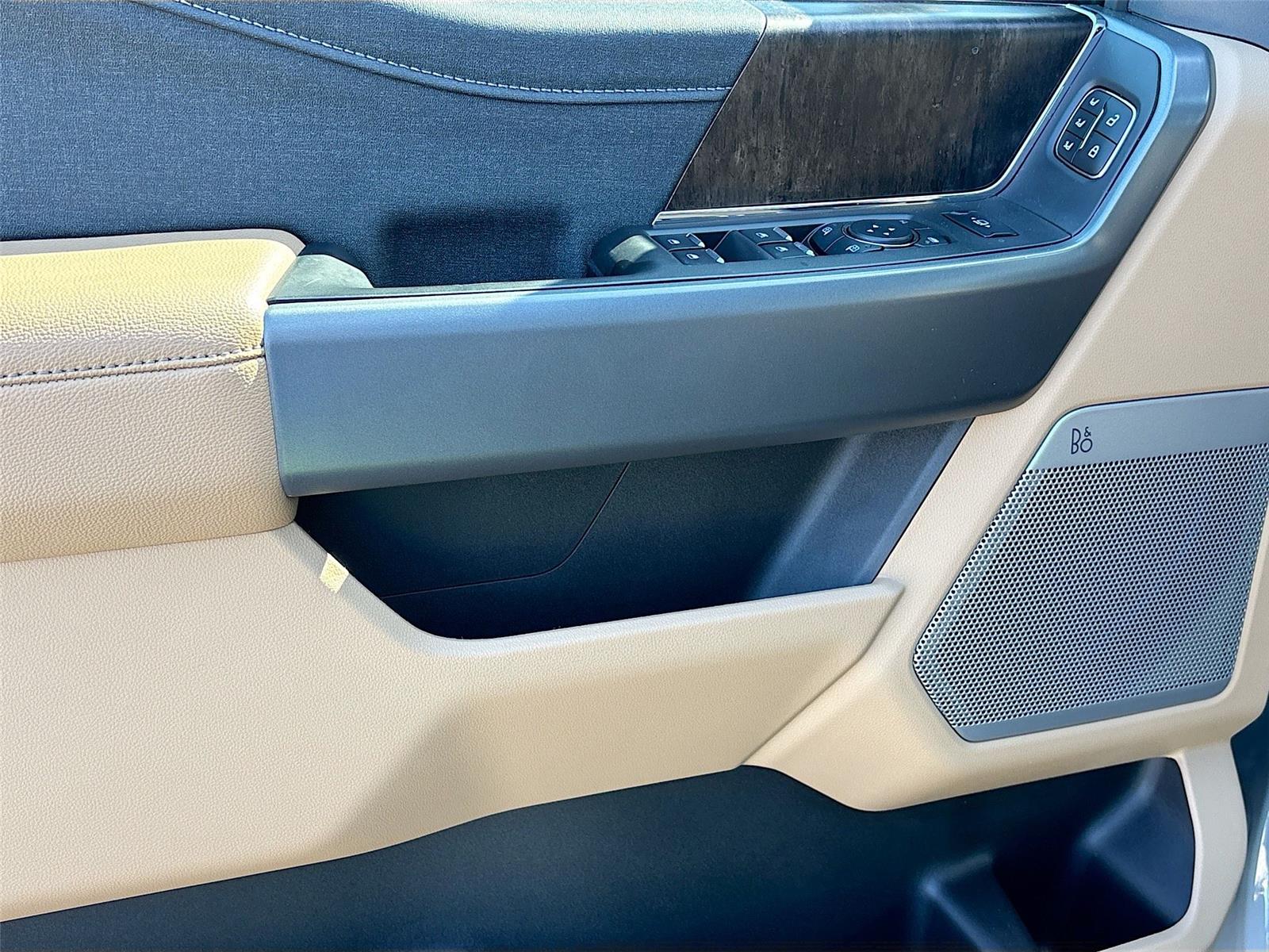 2026 Ford Super Duty F-350 DRW LARIAT
