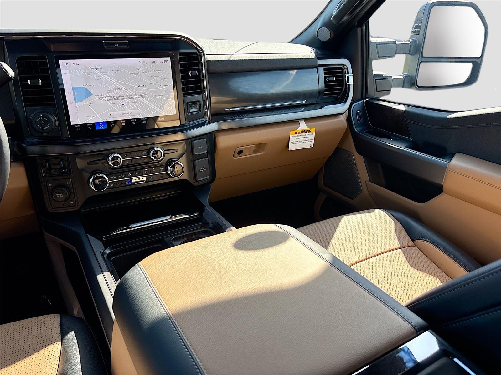 2026 Ford Super Duty F-350 DRW LARIAT