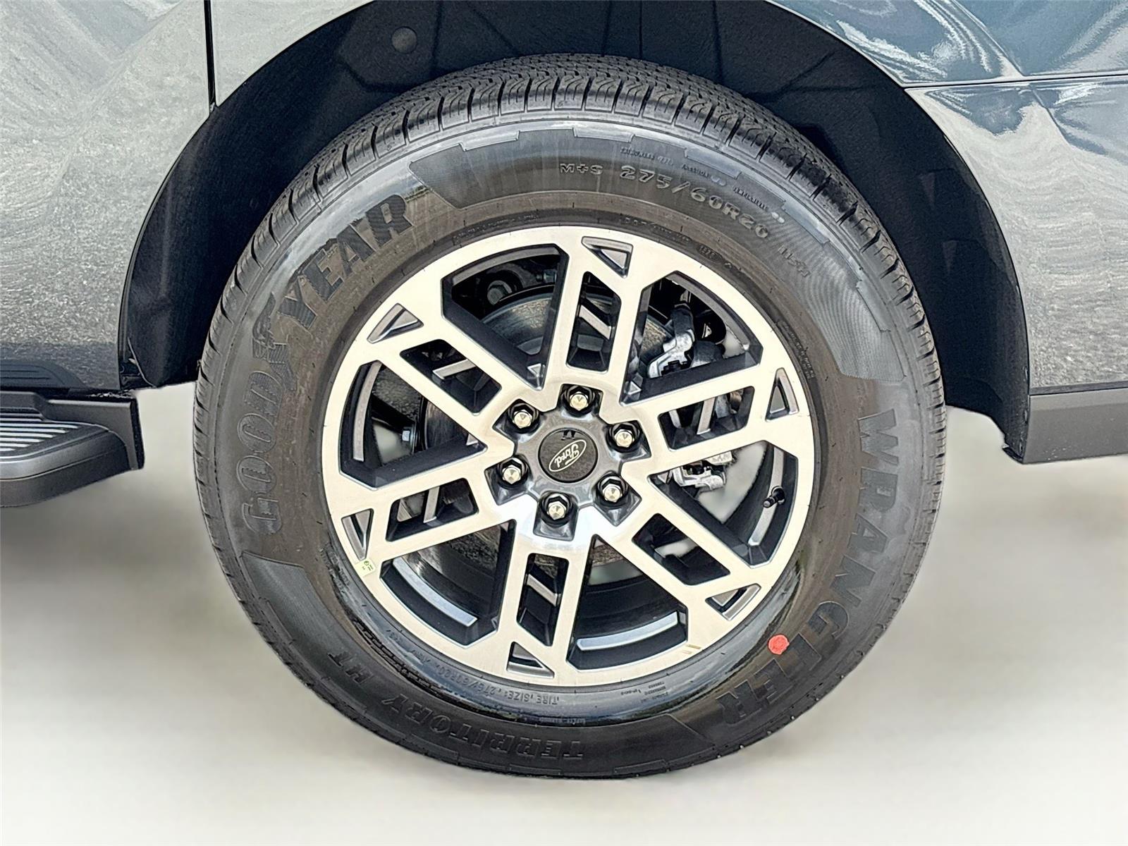 2026 Ford Expedition Max Active