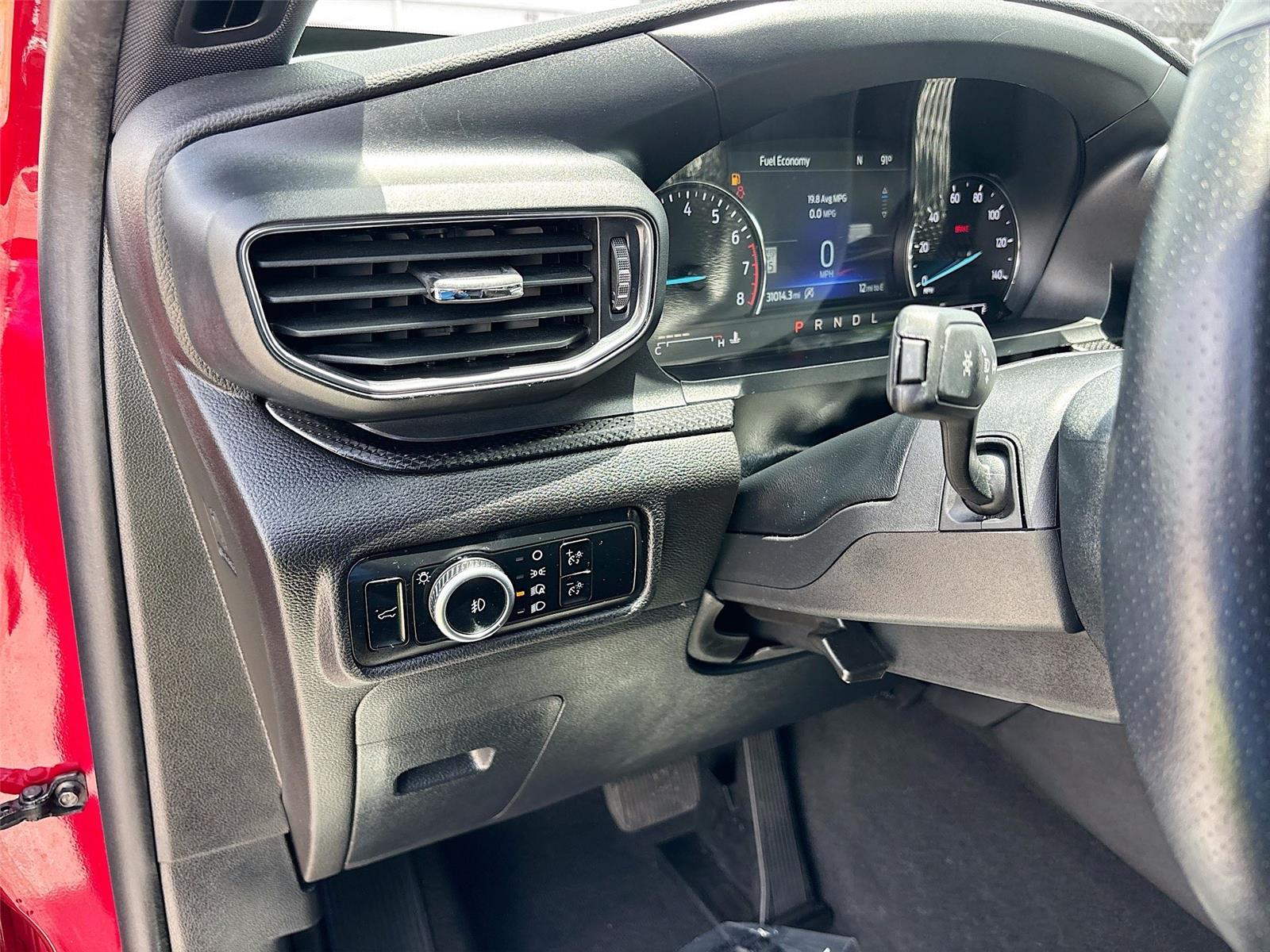 2024 Ford Explorer ST-Line