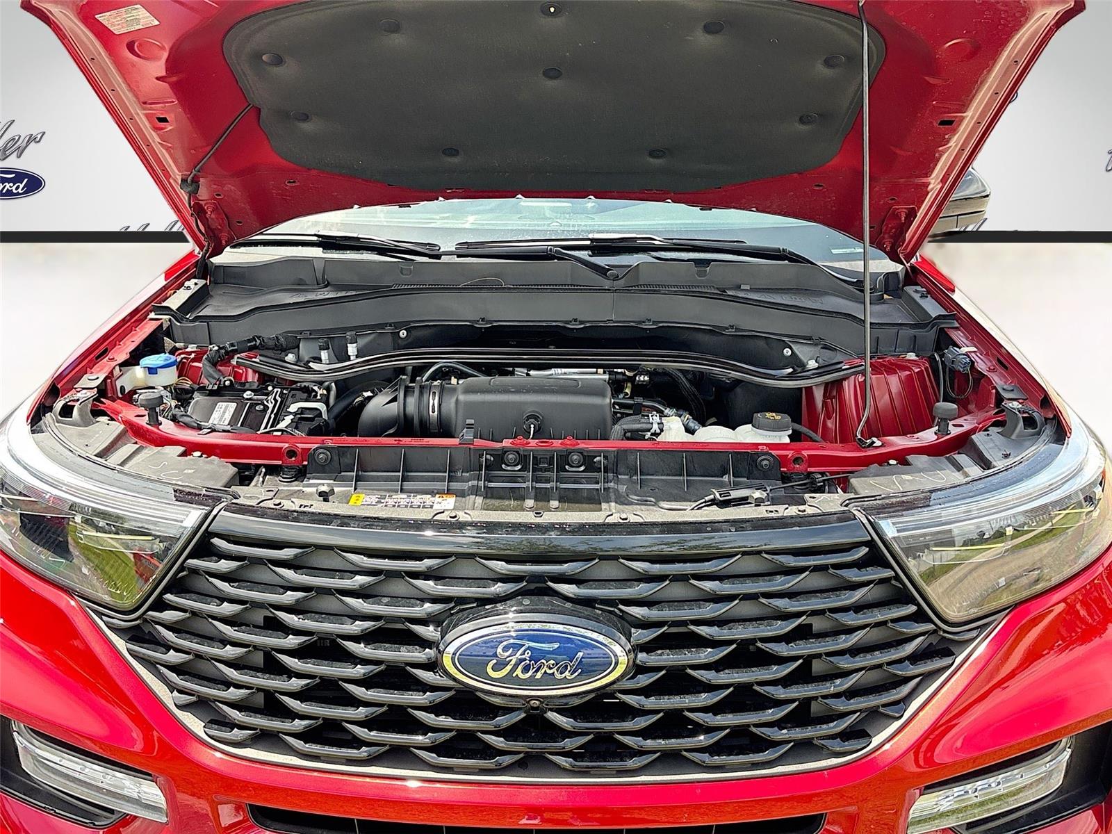 2024 Ford Explorer ST-Line