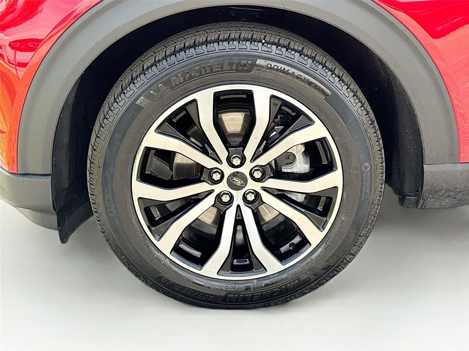 2024 Ford Explorer ST-Line