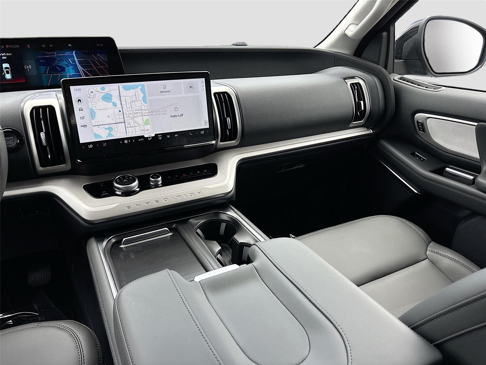 2026 Ford Expedition Active