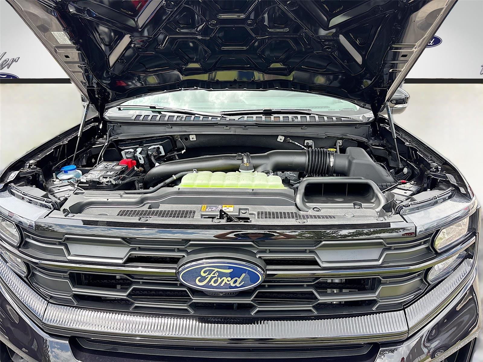 2026 Ford Expedition Active