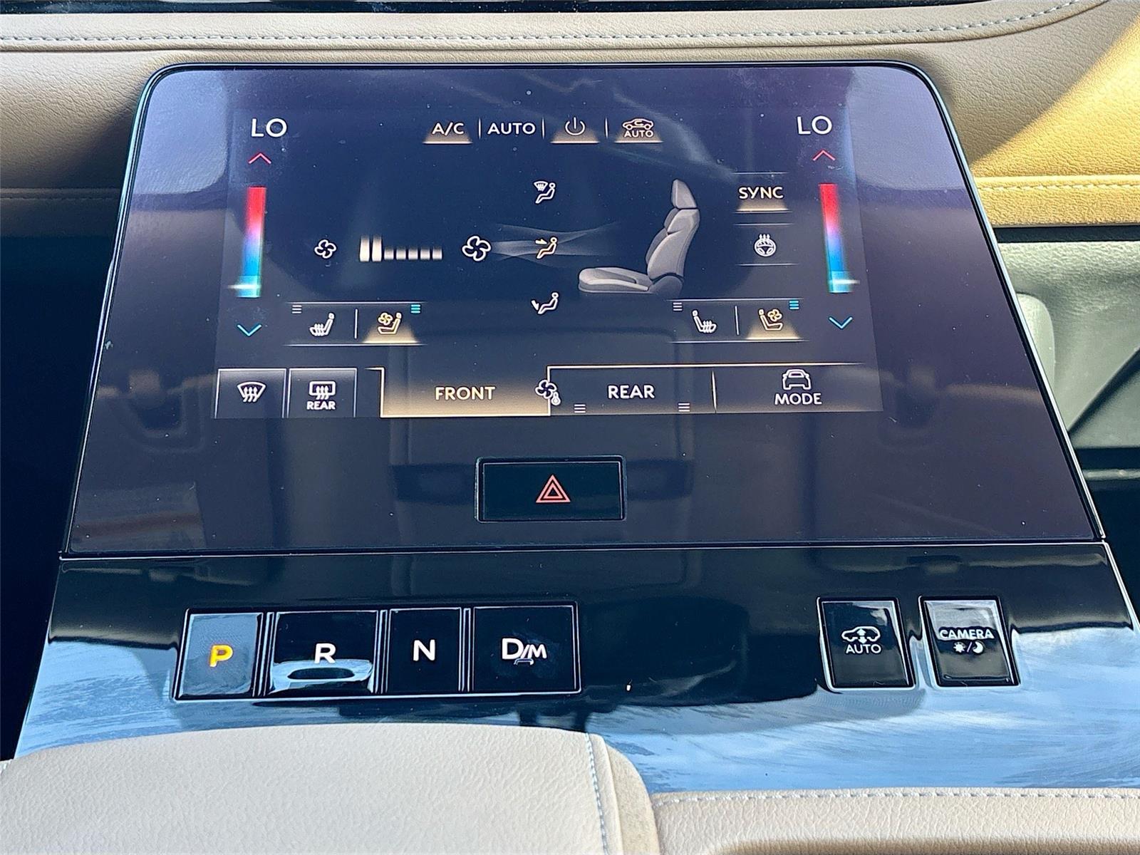 2025 INFINITI QX80 LUXE