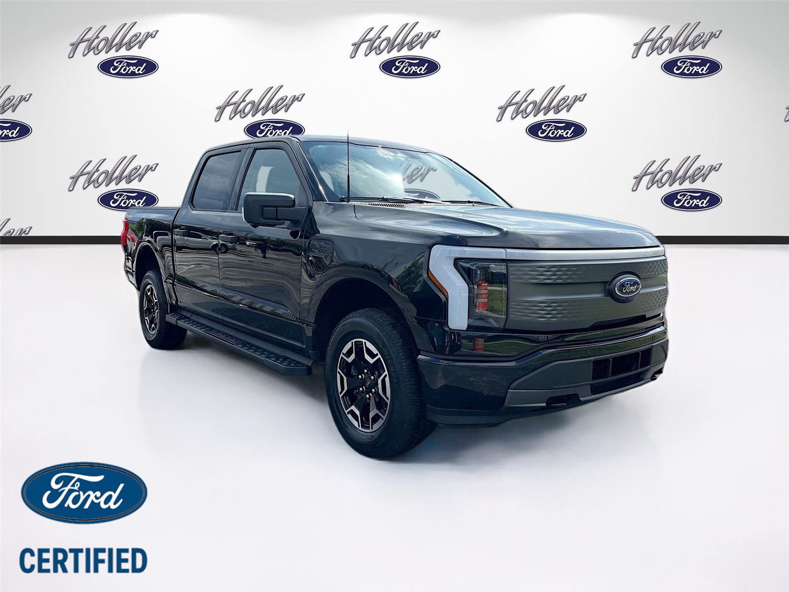 Agate Black Metallic 2023 Ford F-150 Lightning Pickup Truck All-Wheel Drive Automatic