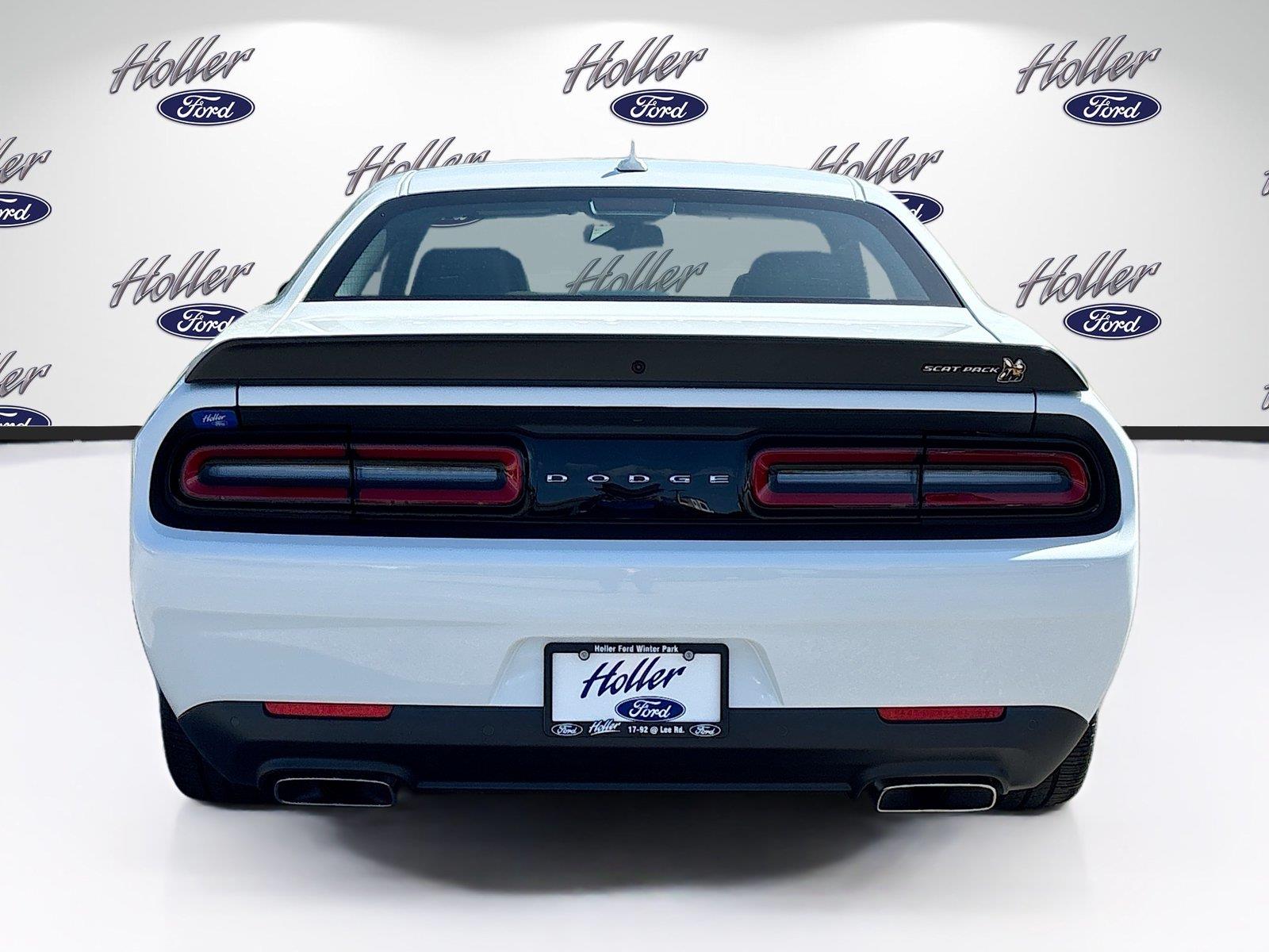 2022 Dodge Challenger R/T Scat Pack Widebody