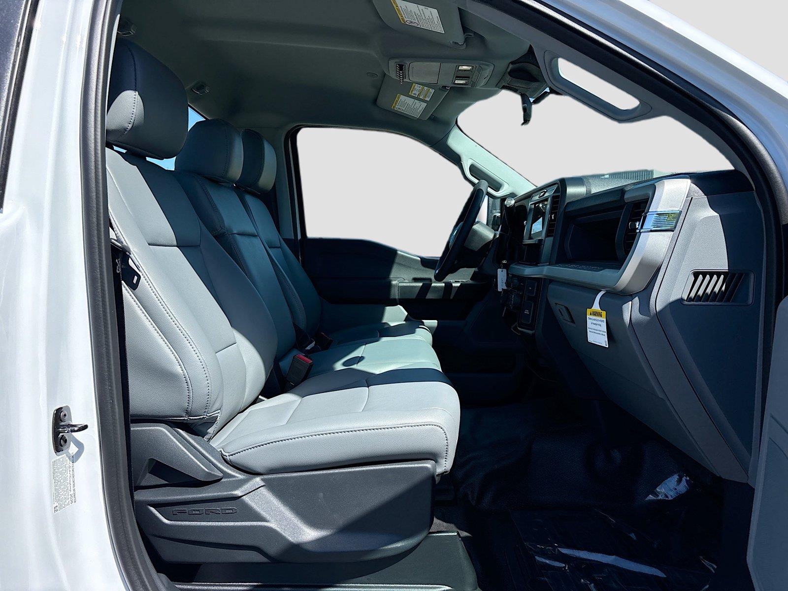 2026 Ford Super Duty F-550 DRW XL