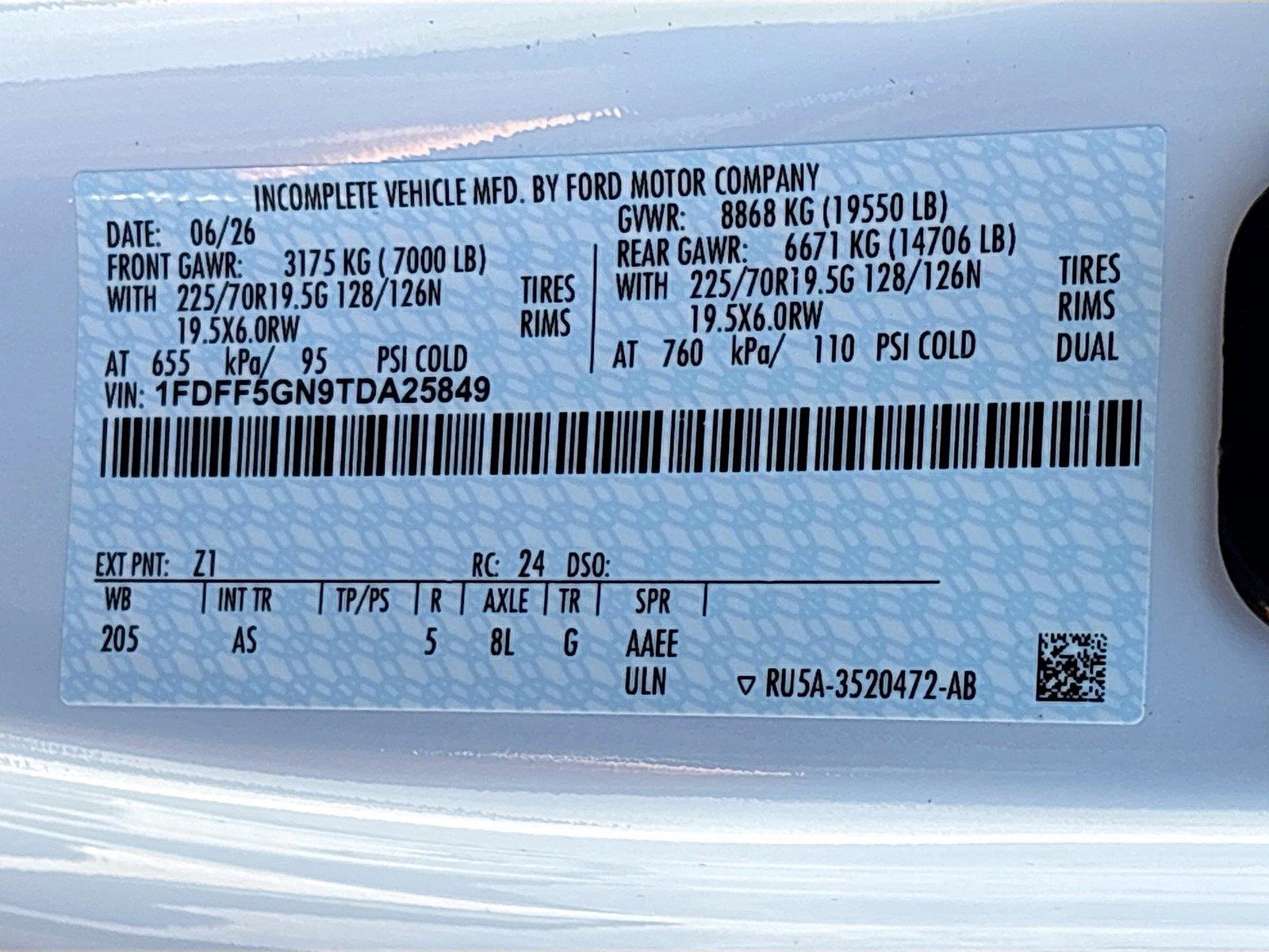 2026 Ford Super Duty F-550 DRW XL