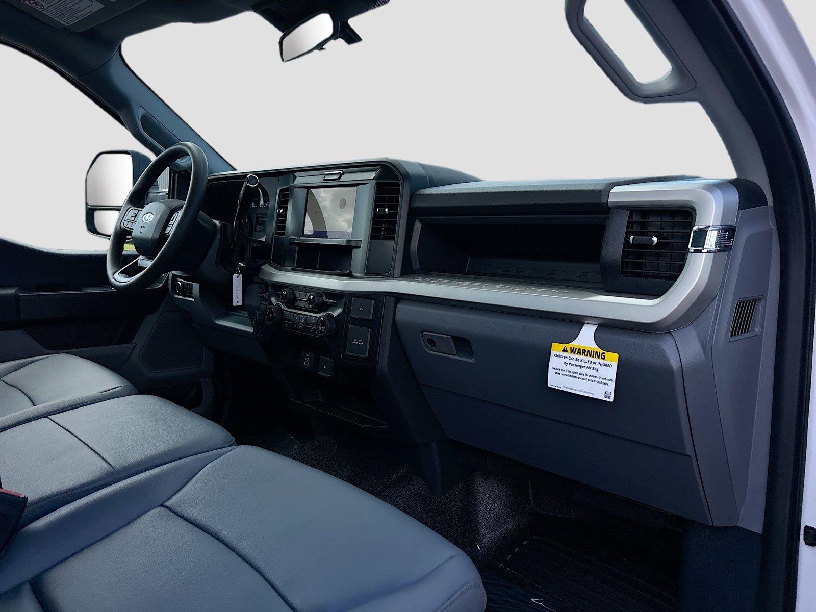2026 Ford Super Duty F-450 DRW XL