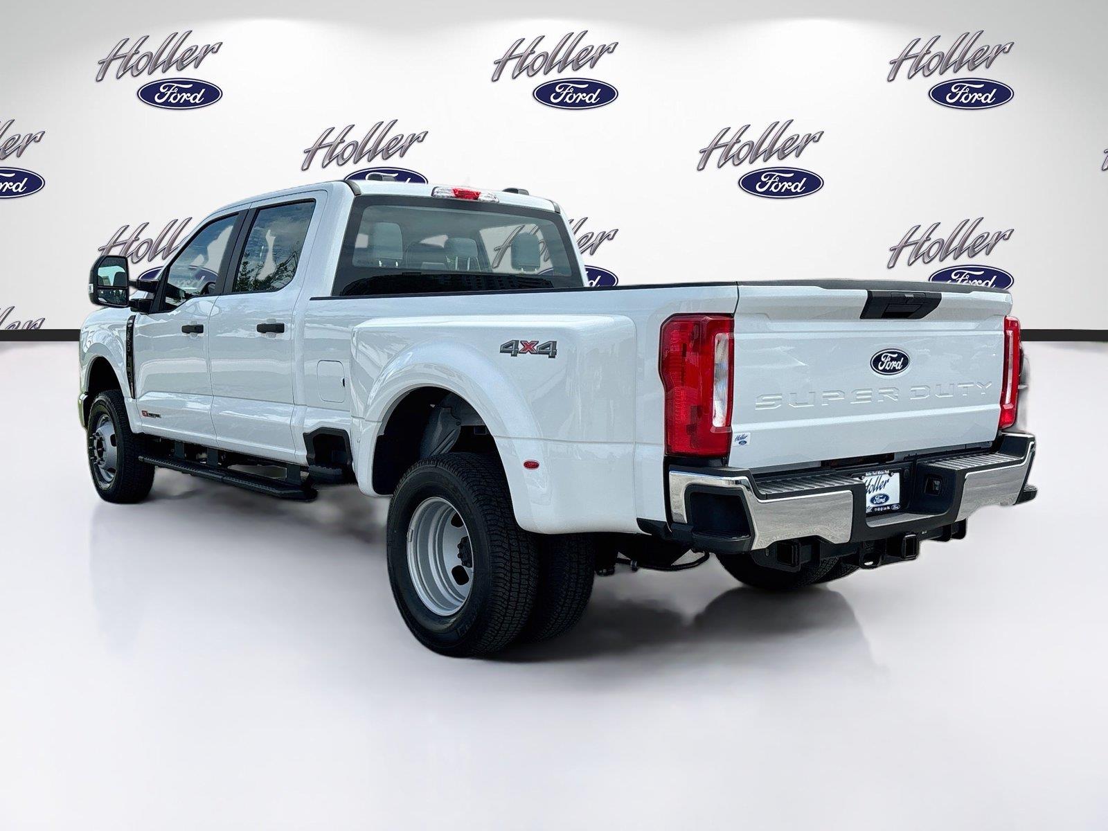 2027 Ford Super Duty F-350 DRW XL
