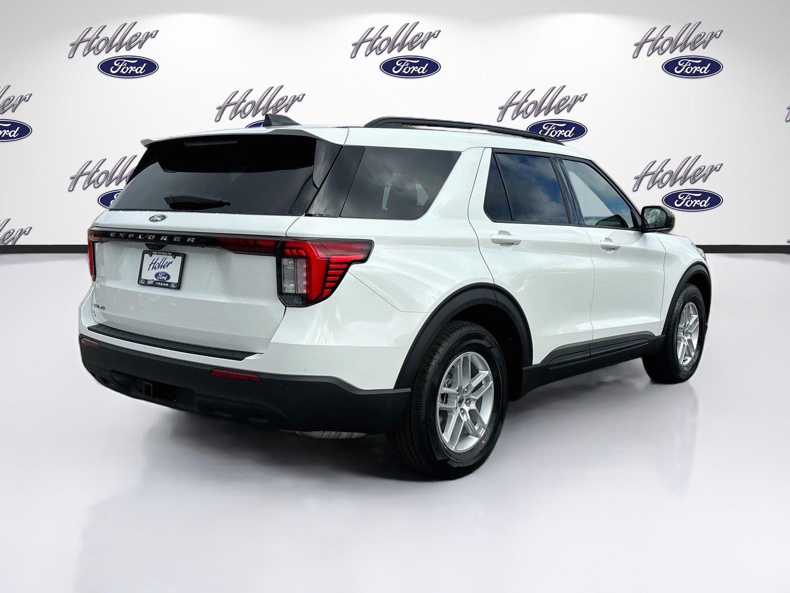 2027 Ford Explorer Active w/200A Pkg