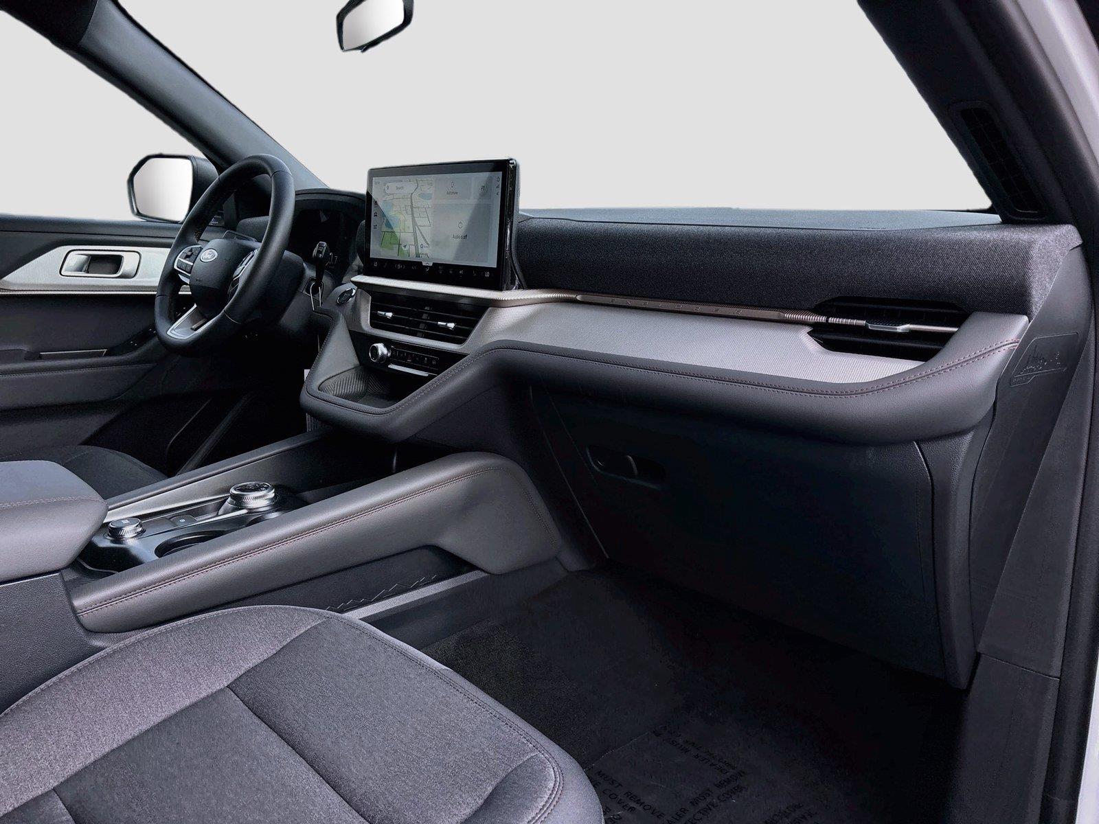 2027 Ford Explorer Active w/200A Pkg