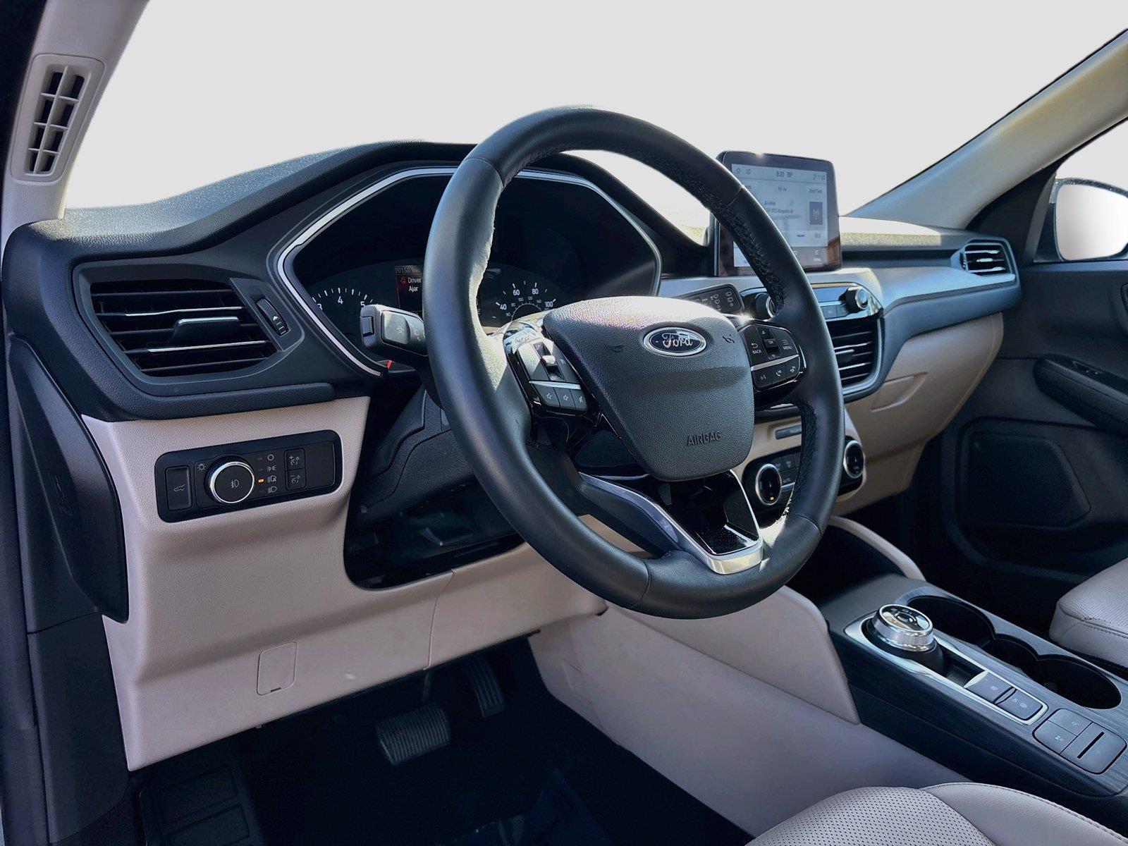 2022 Ford Escape SEL