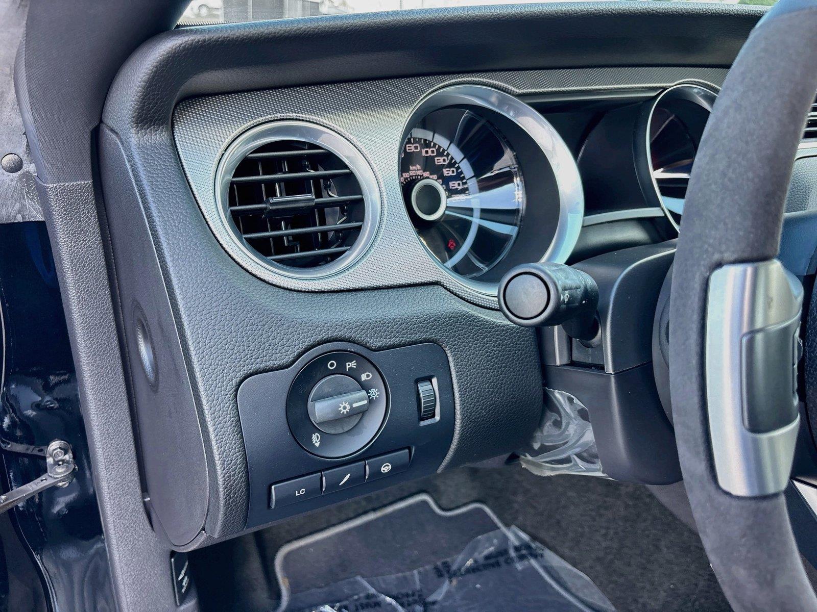 2014 Ford Shelby GT500 Base