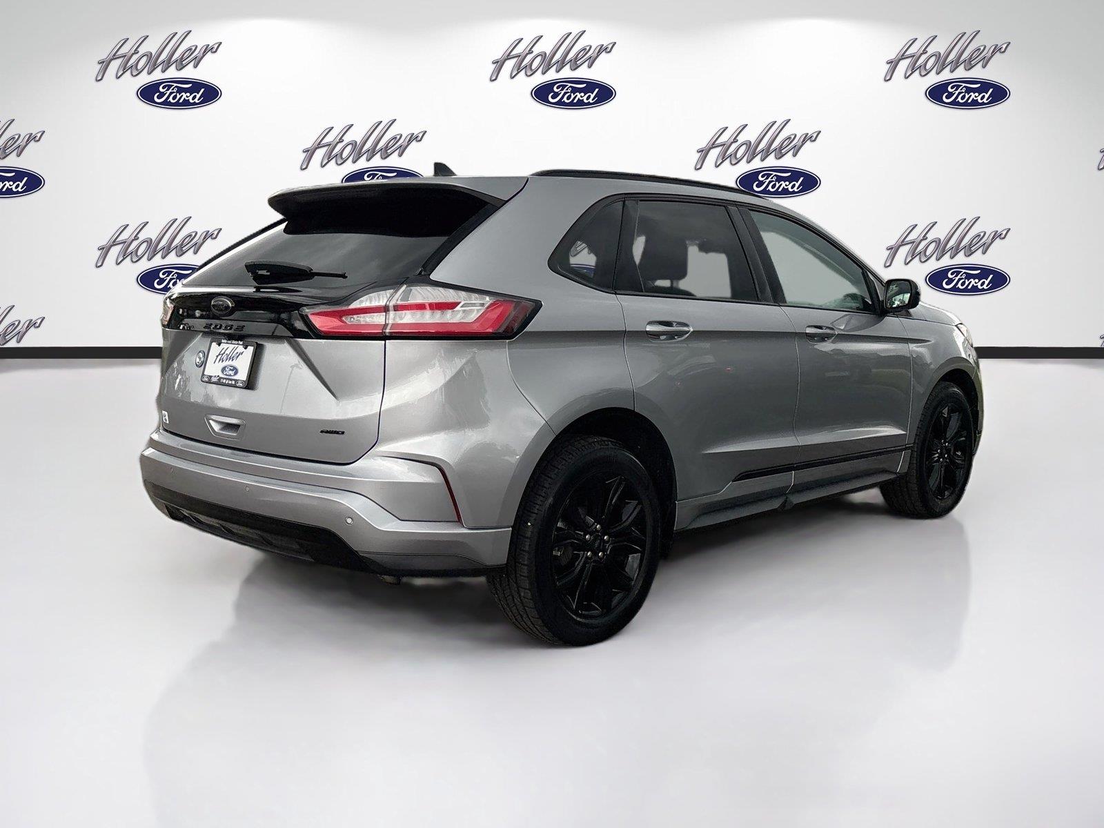 2022 Ford Edge SE