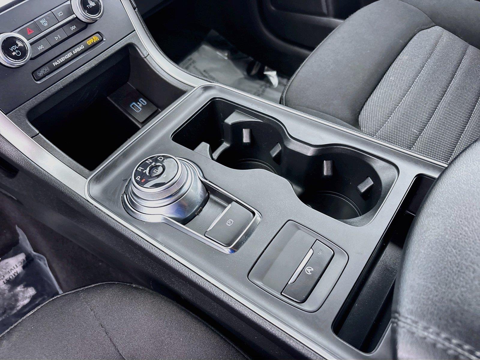 2022 Ford Edge SE