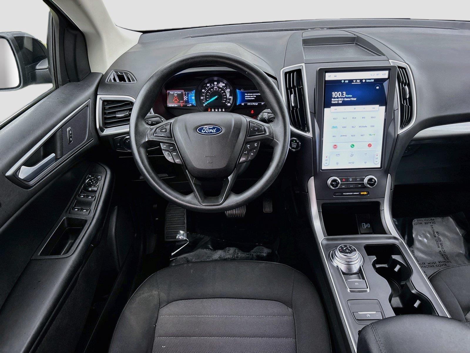 2022 Ford Edge SE