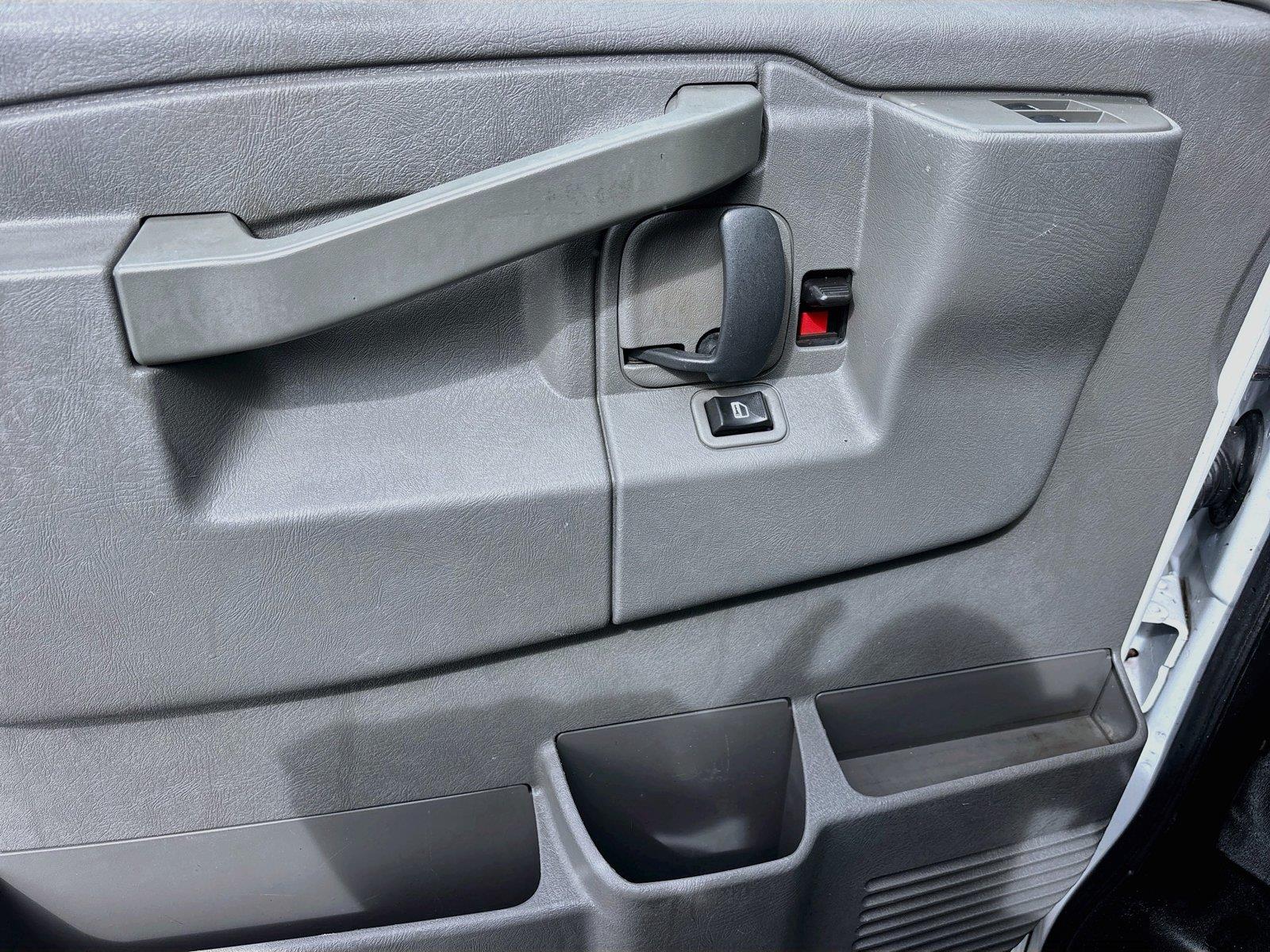 2019 GMC Savana Cargo Van VAN 2500 RWD 135″