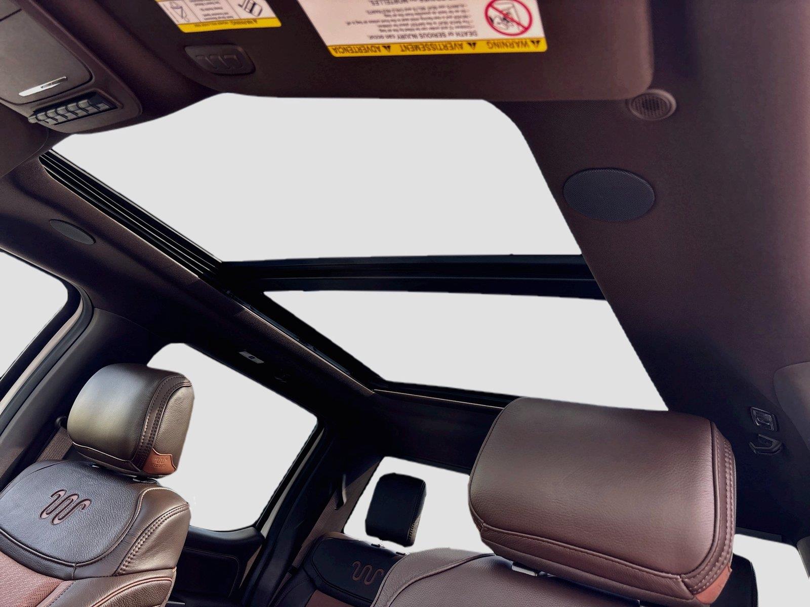 2027 Ford Super Duty F-350 DRW King Ranch